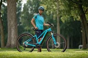 E-CROSS